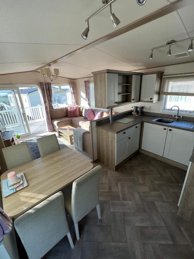 Anchors Rest - Family Caravan - Haven Lytchett Minster 외부 사진