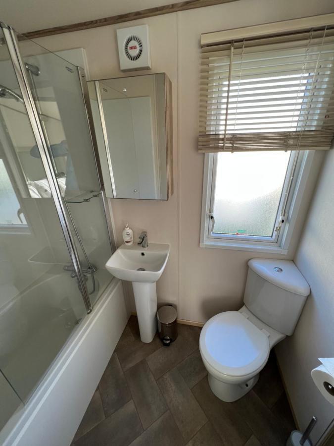 Anchors Rest - Family Caravan - Haven Lytchett Minster 외부 사진